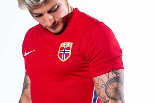 Bläddra bland fler bilder av Football, Norway, portraits