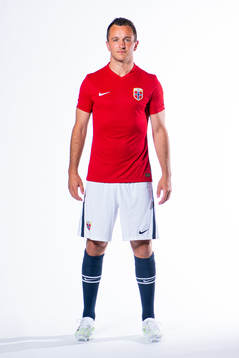 Even Hovland of the Norwegian national football team poses