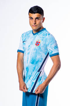 Mohamed «Moi» Elyounoussi of the Norwegian national