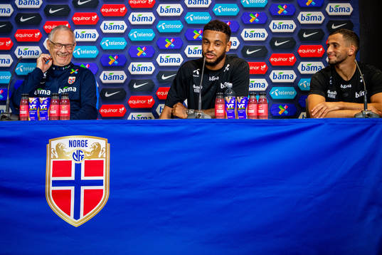 Lars Lagerbäck, head coach of Norway, Joshua King and Omar