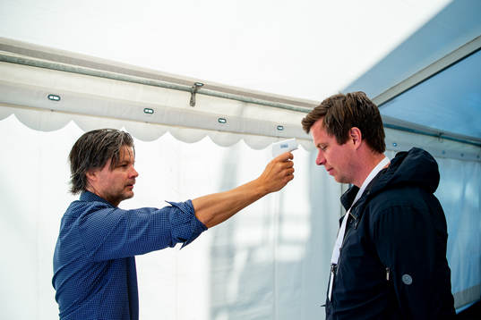 Norwegian TV 2 pundit Jesper Mathisen has his temperature