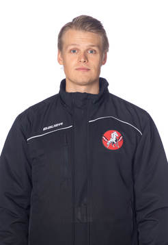 Vita Hästens assisterandetränare, J20, Oscar Fagervall