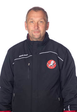 Vita Hästens trnare, J18, Mikael Johansson