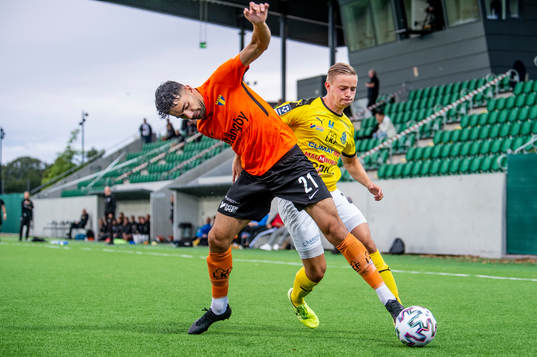 Torns Noor Zadran mot Lunds Stefan Arnshed