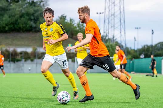 Lunds André Strandberg mot Torns Rebin Asaad