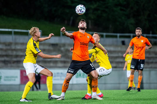 Torns Dardan Mustafa mot Lunds Jakob Andersson och Filip
