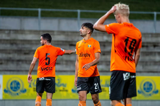 Torns Granit Stagova, Noor Zadran och Victor Larsson deppar