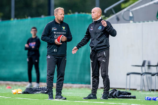 Torns tränare Richard Ringhov och Lunds tränare Anders