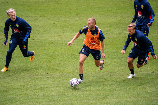 Emil Forsberg, Sebastian Larsson and Pierre Bengtsson of