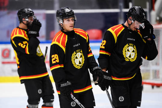 Brynäs Oscar Birgersson och Adam Pettersson deppar