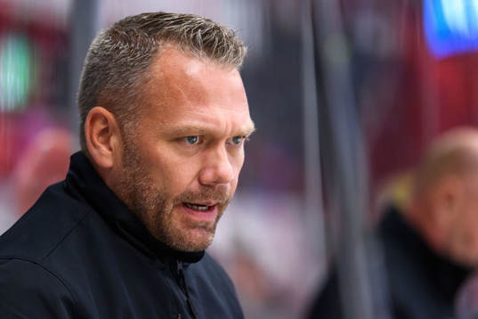 Brynäs assisterande tränare Mikael Holmqvist