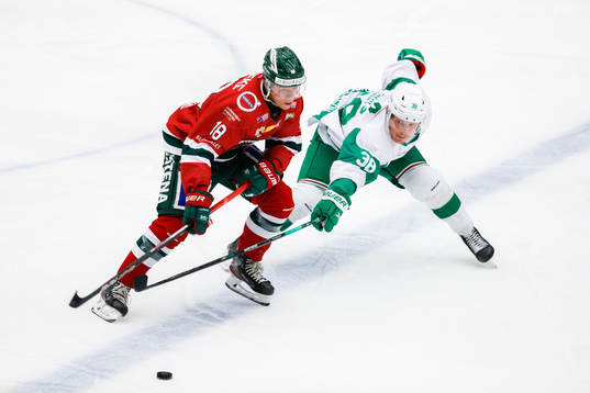 Frölundas Lucas Raymond och Rögles Erik Andersson