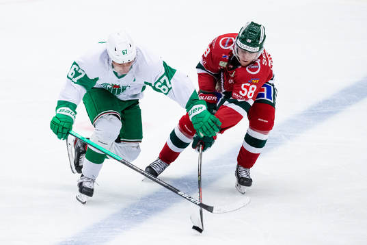 Rögles Leon Bristedt och Frölundas Jesper Sellgren