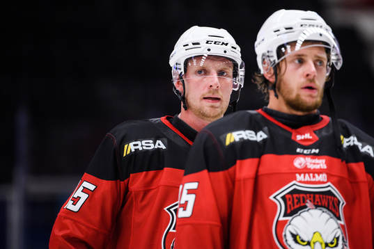 Malmö Redhawks Axel Wemmenborn och Carl Persson