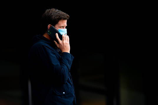 Jesper Mathisen, pundit of TV 2, wearing a face mask in the