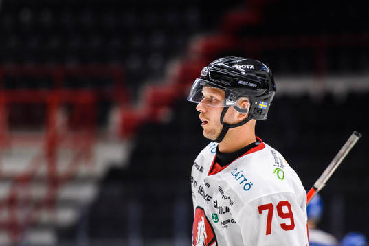 Vita Hästens Emil Lundberg