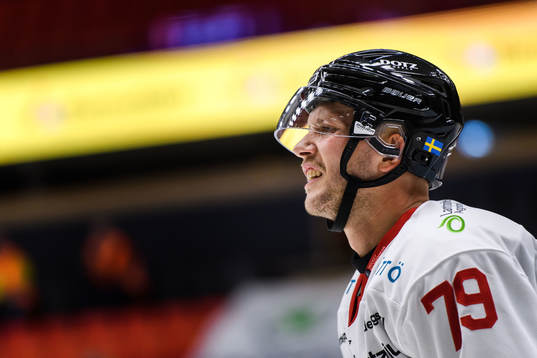 Vita Hästens Emil Lundberg