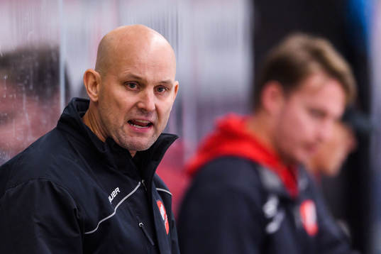 Vita Hästens tränare Tony Zabel