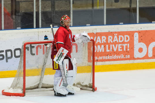 Modos målvakt Anthony Peters