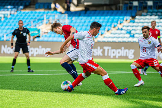 Tobias Christensen of Norway and Jaime Serra of Gibraltar