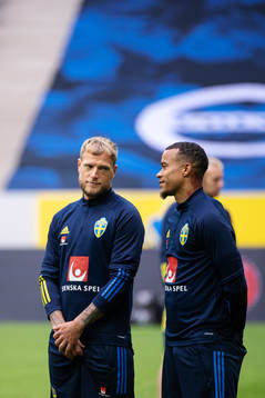John Guidetti and Robin Quaison of the Swedish national