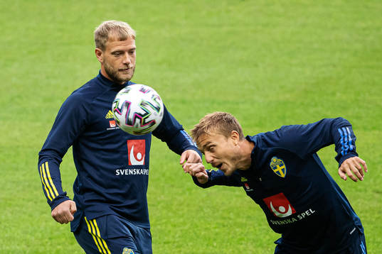 John Guidetti and Pierre Bengtsson of the Swedish national