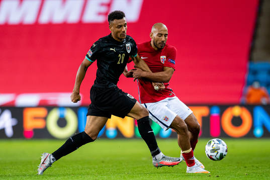 Karim Onisiwo of Austria and Haitam Aleesami of Norway