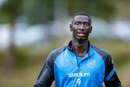 200904 Örgrytes nyförvärv Marokhy Ndione tränar med