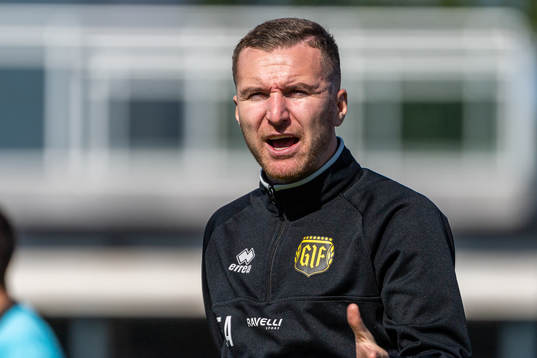 Gnosjös tränare Enes Ahmetovic