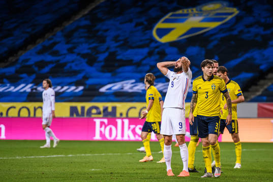 Olivier Giroud of France reacts