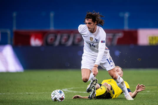 Adrien Rabiot of France and Sebastian Larsson of Sweden
