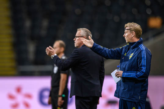 Head coach Janne Andersson and assistant coach Peter