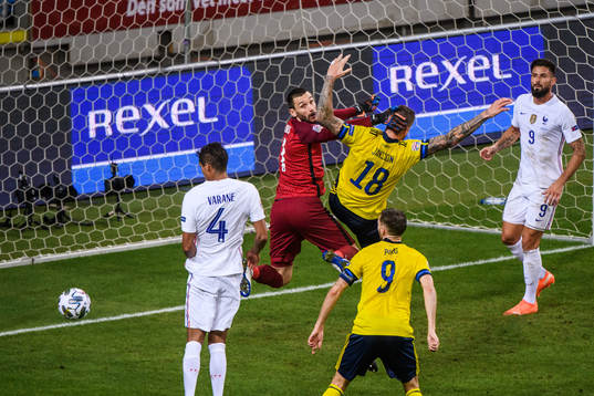 Goalkeeper Hugo Lloris of France and Pontus Jansson of