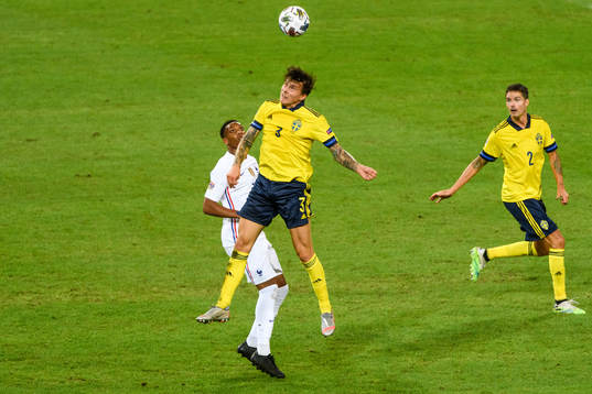 Victor Nilsson Lindelöf and Mikael Lustig of Sweden