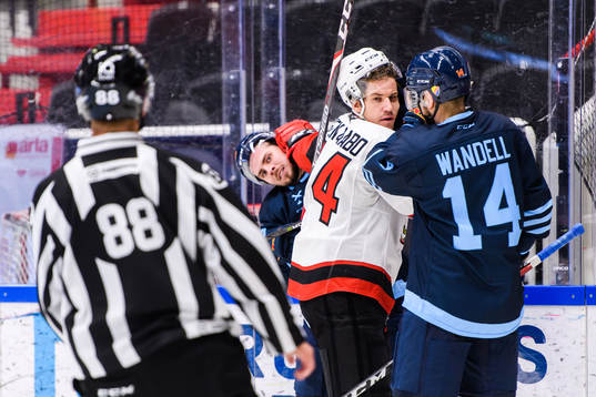 Malmö Redhawks Jesper Jensen Aabo i bråk med Djurgårdens