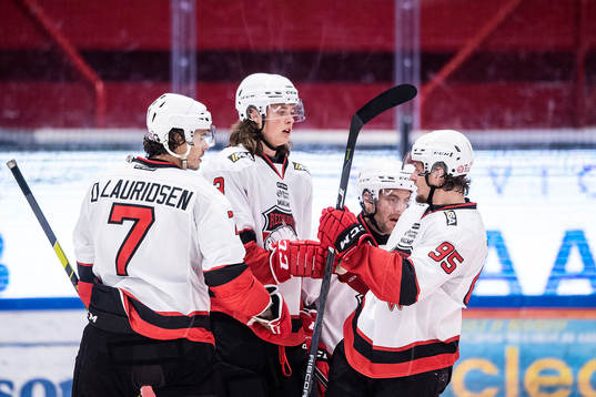 Malmö Redhawks Malte Setkov jublar