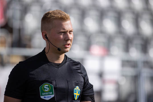 Assisterande domare Anton Sjöberg