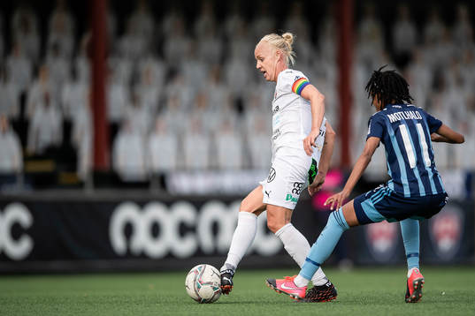 Rosengårds Caroline Seger och Djurgårdens Linda Motlhalo