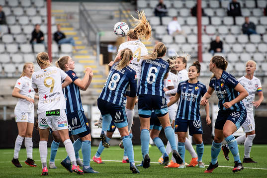 Rosengårds Glodis Perla Viggosdottir gör 3-0