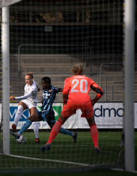 Rosengårds Sanne Troelsgaard oroar mot Djurgårdens Portia