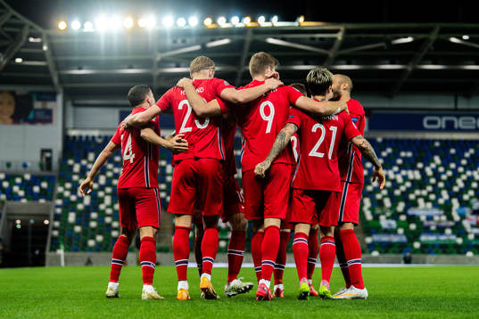 Bläddra bland fler bilder av Football, Nations League, Northern Ireland - Norway