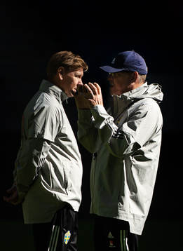 Assistant coach Peter Wettergren and head coach Janne