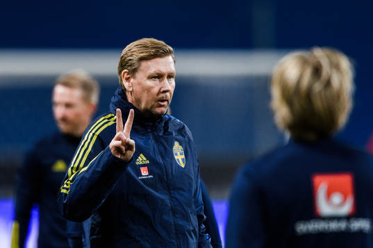 Assistant coach Peter Wettergren of Sweden