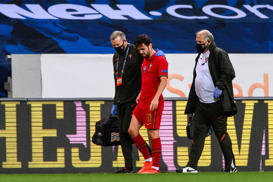 Bernardo Silva of Portugal in pain