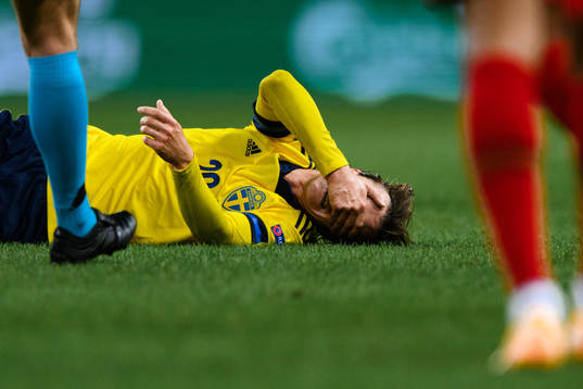 Kristoffer Olsson of Sweden in pain