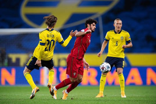 Kristoffer Olsson of Sweden and Goncalo Guedes of Portugal