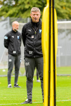 Tränare Jon Dahl Tomasson