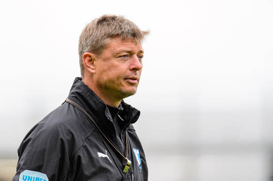 Tränare Jon Dahl Tomasson