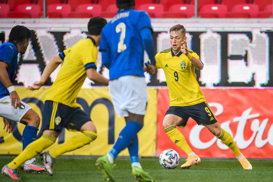 Jesper Karlsson of Sweden