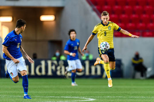 Jesper Karlsson of Sweden